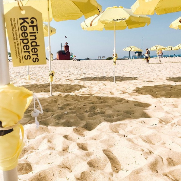 2026 Sun Bum Bumbrella Beach Parasol SB323278 - Yellow